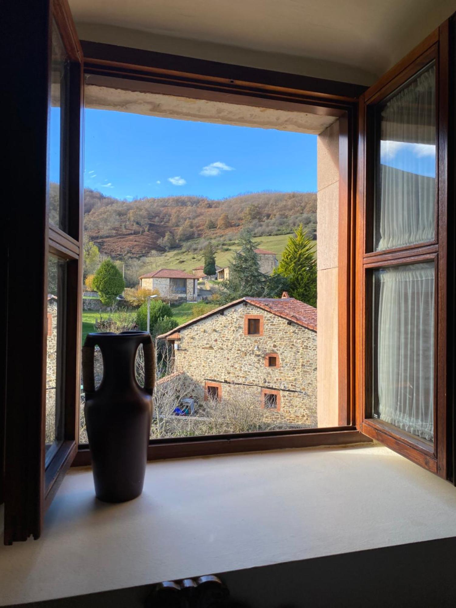 La Casona De Lombrana, En Polaciones Exterior foto